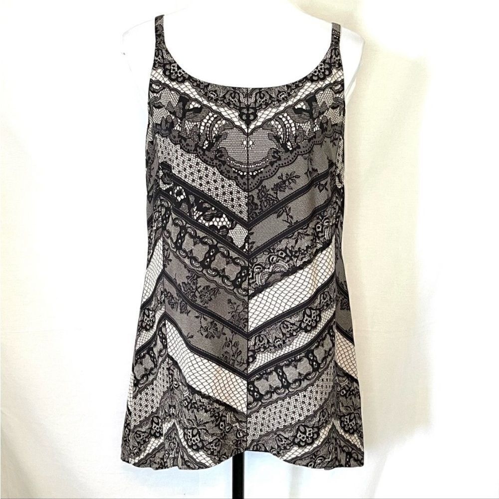 Cabi black and beige lace Monaco Cami Tunic size small- excellent condition